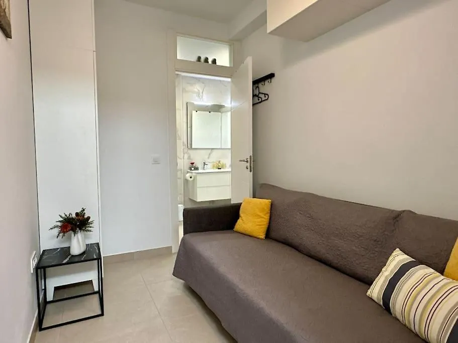 Apartment New Renovated Appartment With Beautiful View On Cliffs And Sea Puerto de Santiago